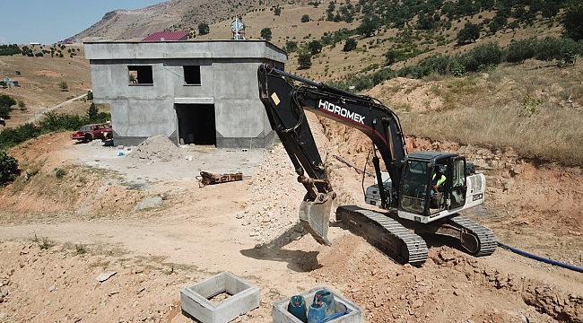 Selimiye Mahallesinde Yeni Yerleşimlerin İçme Suyu Hatları Yapılıyor