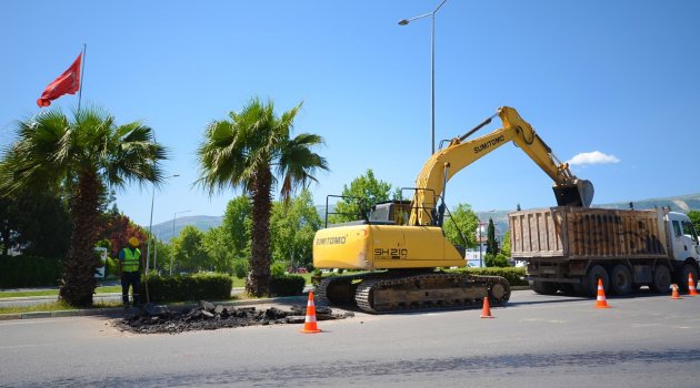 ARSAN KAVŞAĞINDA DEPLASE ÇALIŞMALARI BAŞLADI.