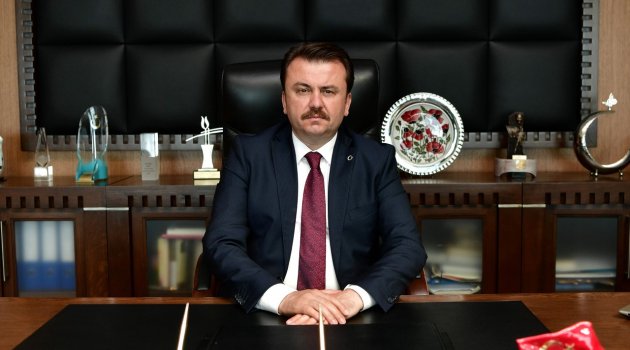 BAŞKAN ERKOÇ: "TÜRK EDEBİYATININ BAŞI SAĞOLSUN"