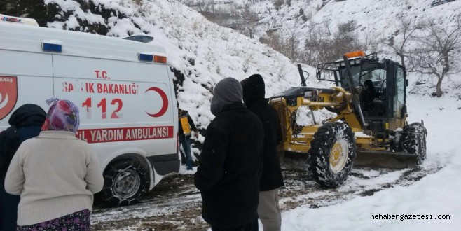 BÜYÜKŞEHİR YOLU AÇTI AMBULANS HASTAYA ULAŞTI