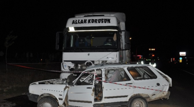 ELBİSTAN'DA TRAFİK KAZASI:1 ÖLÜ 1 AĞIR YARALI