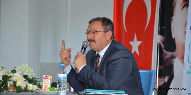 GÖKSUN BELEDİYE BAŞKANI AYDIN GENÇLERLE BİR ARAYA GELDİ