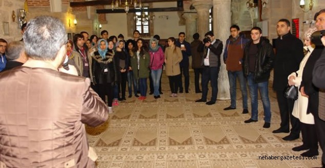 "İki Canda Bir Yürek" Konserleri İçin Geldiler,Eshab-ı Kehf'i Gezdiler