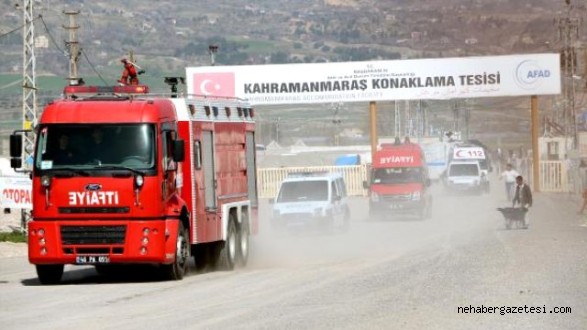 K.Maraş Çadır Kentte Yangın,4 Çadır Tamamen Yandı