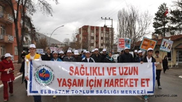 K.Maraş'ta "Sağlıklı Beslenme ve Hareketli Yaşam" Sloganı İle Yürüyüş