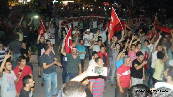 KAHRAMANMARAŞ VE KİLİS TE TERÖR OLAYLARI PROTESTO EDİLDİ