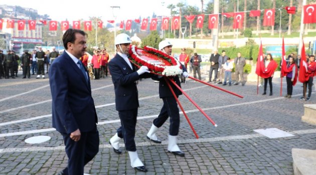 Kahramanmaraş'ta Atatürk'ü Anma Töreni..