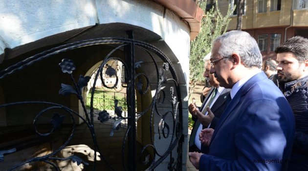 KSÜ, ADINI ALDIĞI SÜTÇÜ İMAM'I KABRİ BAŞINDA ANDI