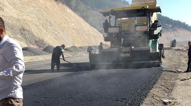 KUZEY ÇEVRE YOLU'NDA ASFALT DEVAM EDİYOR..