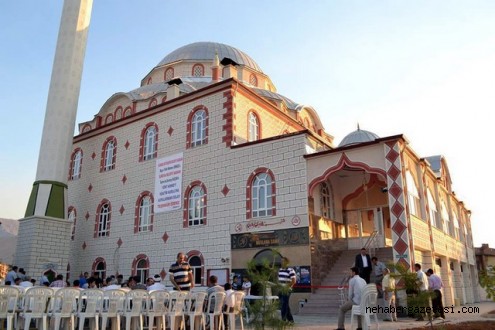 Mevlana Camii Törenle İbadete Açıldı