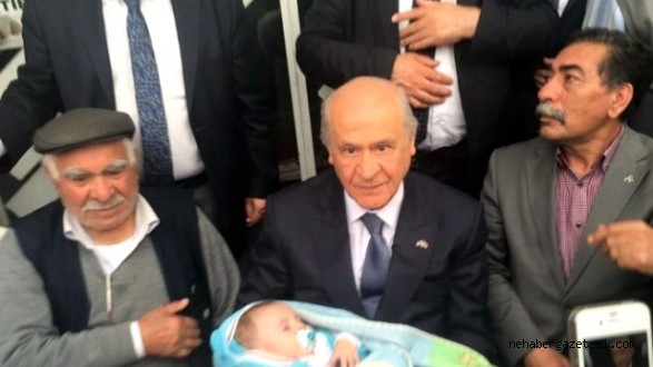 MHP Genel Başkanı Bahçeli, Çocukları çok Sevdiğini söyledi