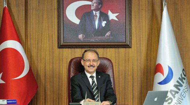 SANKO ÜNİVERSİTESİ REKTÖRÜ PROF. DR. GÜNER DAĞLI'NIN YENİ YIL MESAJI