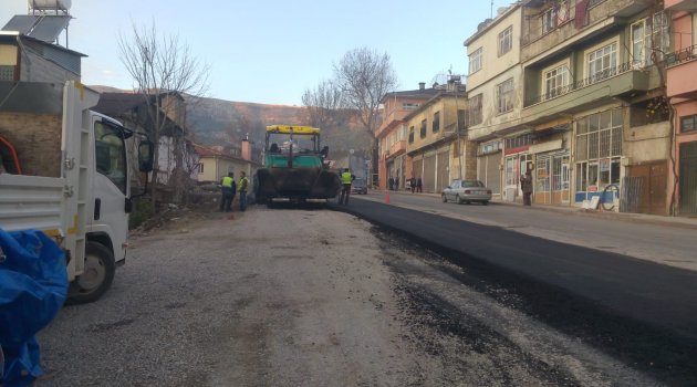 SARAYALTI CADDESİNE SICAK ASFALT..