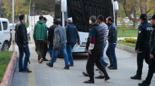 Suriyelilerin "Ekmek ve Kahve" Kavgası..