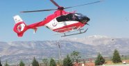 Ambulans helikopter yaşlı adam için havalandı