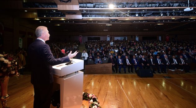 Vali Gül: "Eğitimde Yüz Gün Hedefi Koyduk"